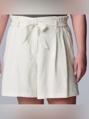 Simply Vera Vera Wang Cream Paperbag Tie-Waist Shorts